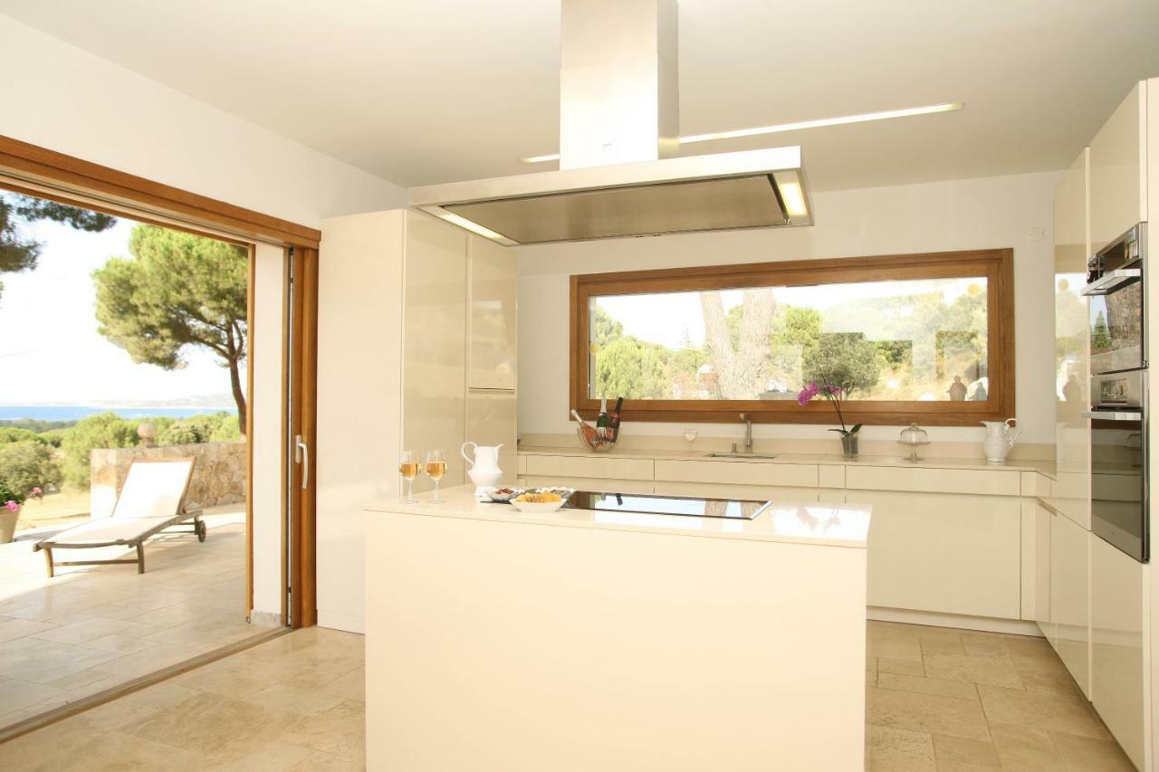 קאלבי La Ghisonaise Maison D'Hotes מראה חיצוני תמונה