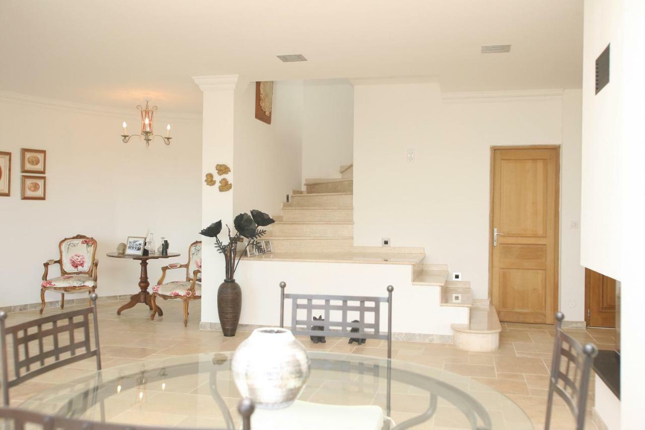 קאלבי La Ghisonaise Maison D'Hotes מראה חיצוני תמונה